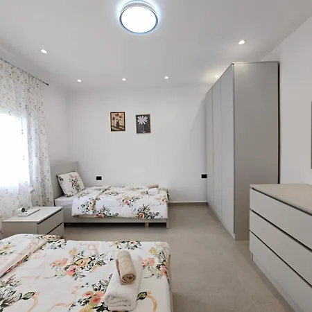 Sea View Hill 2 * Durrës